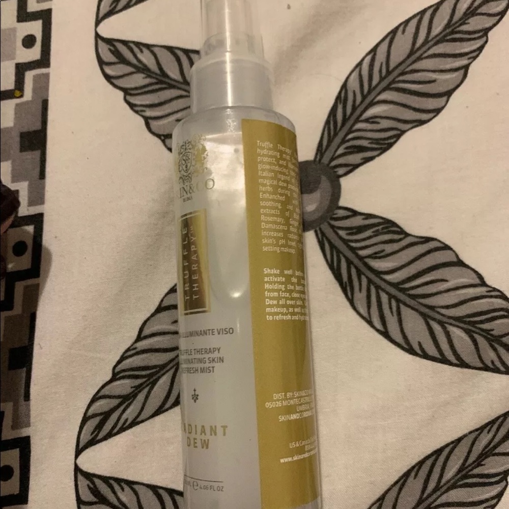 SKIN&CO Roma Truffle Therapy Radiant Dew 4.06 Oz